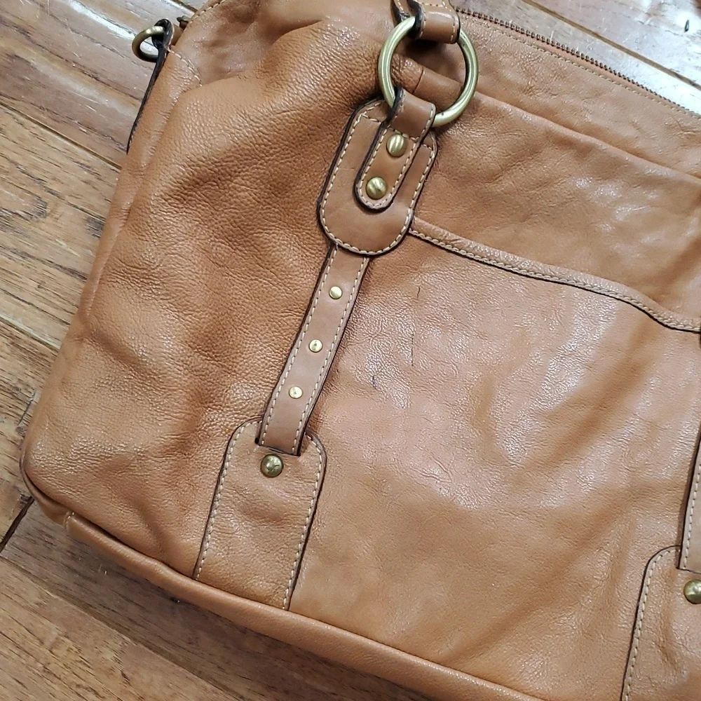 Storksak Elizabeth Leather Diaper Bag
